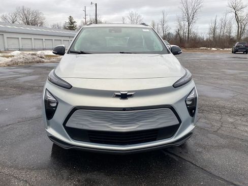 Used 2022 Chevrolet Bolt EUV Premier w/ Launch Edition image 13