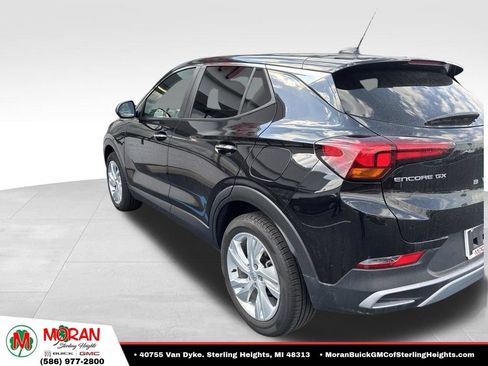 Certified 2024 Buick Encore GX Preferred w/ Comfort Package FWD image 9