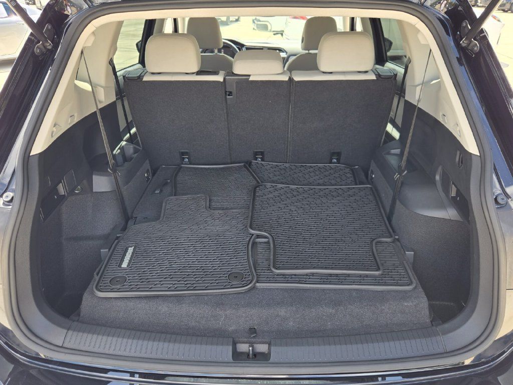 Certified 2024 Volkswagen Tiguan S FWD image 16
