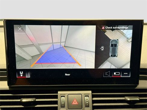 Used 2023 Audi SQ5 Premium Plus image 12