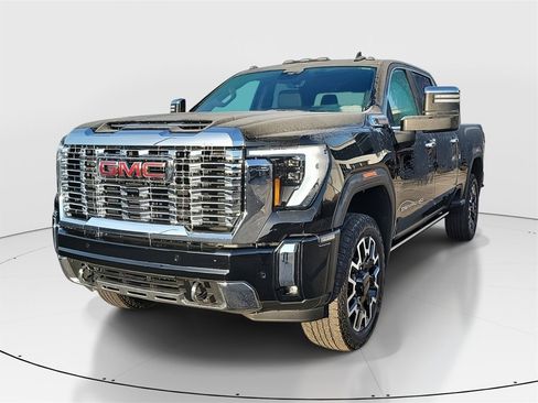 Used 2024 GMC Sierra 2500 Denali w/ Denali Reserve Package image 2