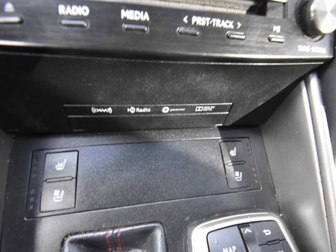 Used 2017 Lexus IS 200t F Sport image 13