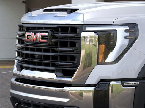 New 2026 GMC Sierra 2500 Pro w/ Convenience Package AWD/4WD image 13
