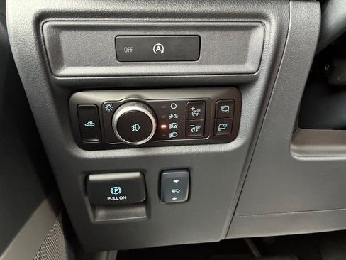Used 2025 Ford F150 Lariat w/ Bed Utility Package AWD/4WD image 27