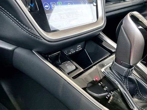 Used 2025 Subaru Outback Limited w/ Popular Package #2 image 23