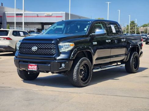 Used 2019 Toyota Tundra Platinum image 3