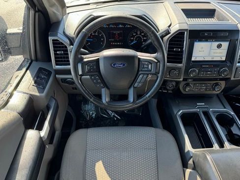 Used 2016 Ford F150 XLT w/ Equipment Group 302A Luxury AWD/4WD image 5