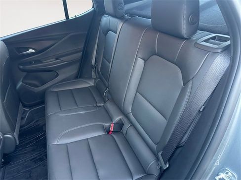 Used 2024 Buick Envista Sport Touring image 13