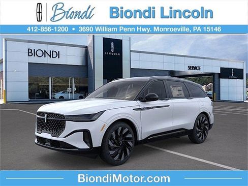 New 2026 Lincoln Nautilus Reserve w/ Jet Appearance Package AWD/4WD image 1