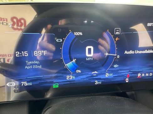 New 2025 Chevrolet Equinox EV LT image 11