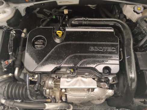 Used 2023 Chevrolet Malibu LT w/ Driver Confidence Package FWD image 30