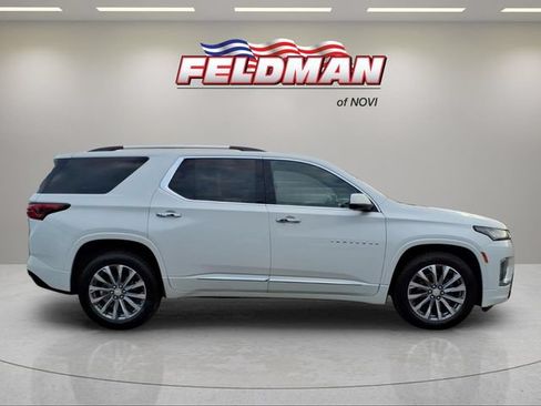 Used 2023 Chevrolet Traverse Premier AWD/4WD image 7