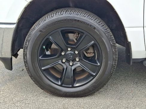 Used 2019 RAM 1500 Big Horn AWD/4WD image 8