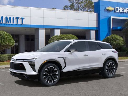 New 2025 Chevrolet Blazer EV RS image 2