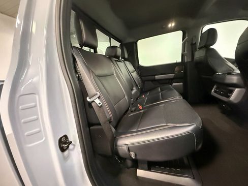 Used 2024 Ford F250 Lariat w/ FX4 Off-Road Package image 14