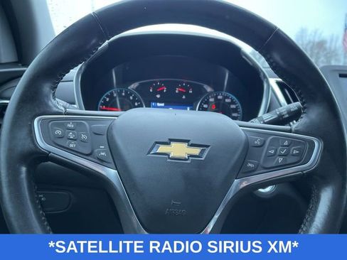 Used 2022 Chevrolet Equinox LT image 12