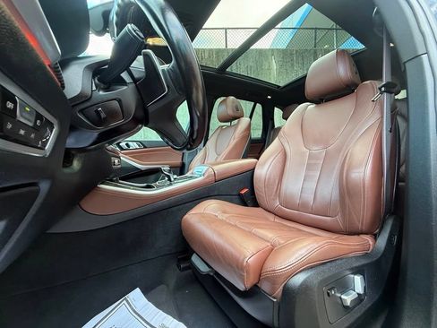 Used 2022 BMW X5 M50i AWD/4WD image 14