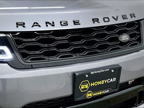 Used 2020 Land Rover Range Rover Sport SVR image 34
