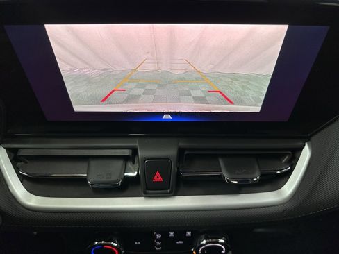 Used 2024 Chevrolet TrailBlazer LS image 27