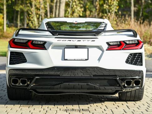 Used 2020 Chevrolet Corvette Stingray Premium Cpe w/ 3LT Preferred Equipment Group image 7