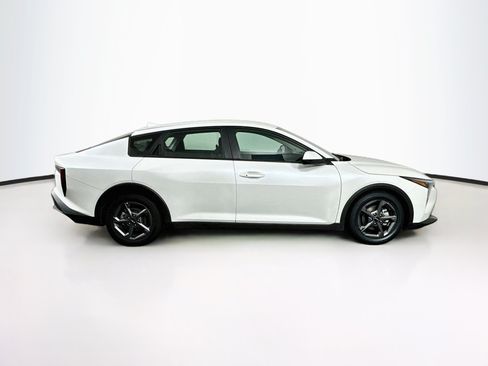 Used 2025 Kia K4 FWD image 10