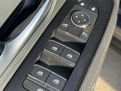 New 2026 Nissan Kicks SR w/ Cold Weather Package image 15