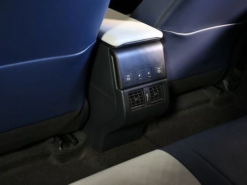 Used 2023 Subaru Solterra AWD image 30