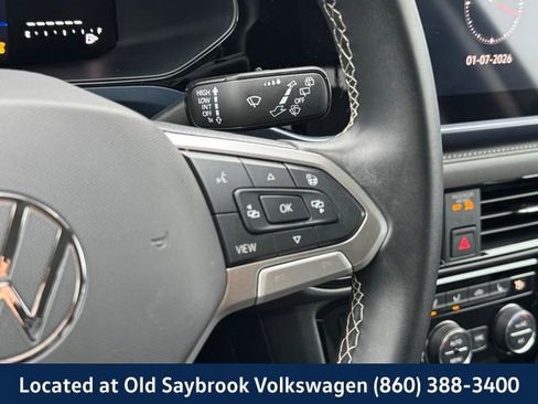 Used 2024 Volkswagen Taos SE image 38