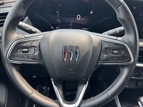 Used 2025 Buick Encore GX Preferred AWD/4WD image 27