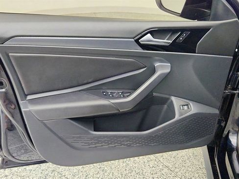 Used 2019 Volkswagen Jetta GLI FWD image 10