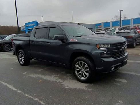 Certified 2021 Chevrolet Silverado 1500 RST image 2