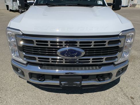 New 2025 Ford F350 XL w/ XL Chrome Package RWD image 35