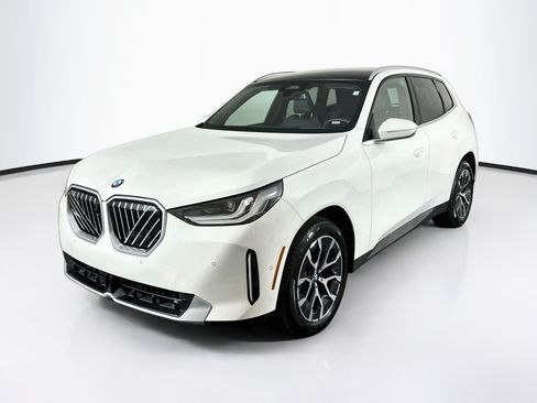 Used 2026 BMW X3 xDrive30i AWD/4WD image 3