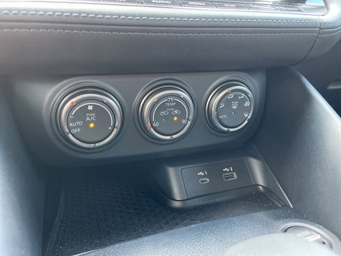 New 2025 Nissan Z Performance w/ Floor Mat Package image 11