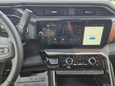 New 2026 GMC Sierra 2500 Denali Ultimate image 17