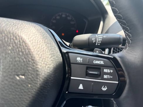Used 2025 Honda Civic Sport image 25