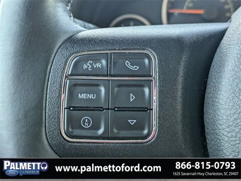 Used 2017 Jeep Wrangler Unlimited Sahara image 24