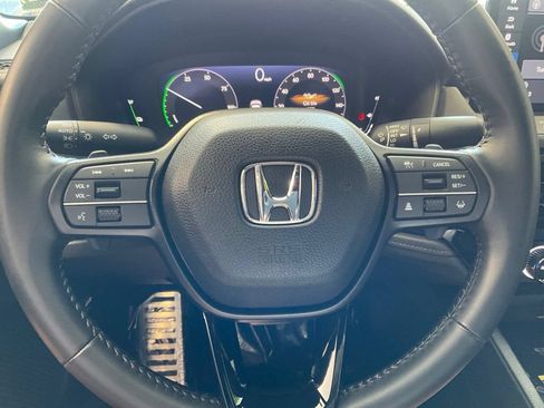 Used 2025 Honda Accord Sport image 11