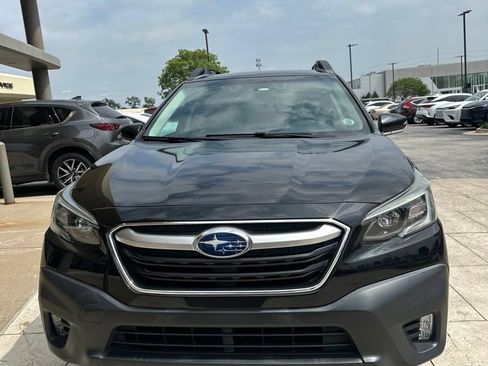 Used 2021 Subaru Outback Premium w/ Popular Package #1 AWD/4WD image 2