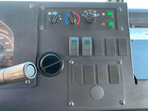 Used 2014 Ford E-350 and Econoline 350 XL w/ A/C Prep Package image 14