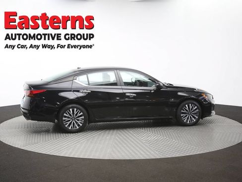 Used 2023 Nissan Altima 2.5 SV w/ SV Premium Package FWD image 45