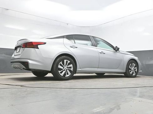 Used 2021 Nissan Altima 2.5 S FWD image 42