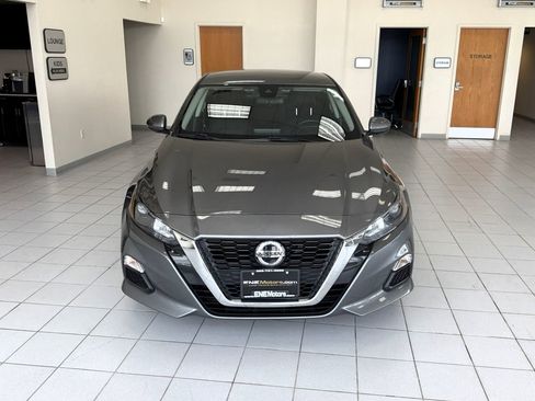 Used 2022 Nissan Altima 2.5 S FWD image 5