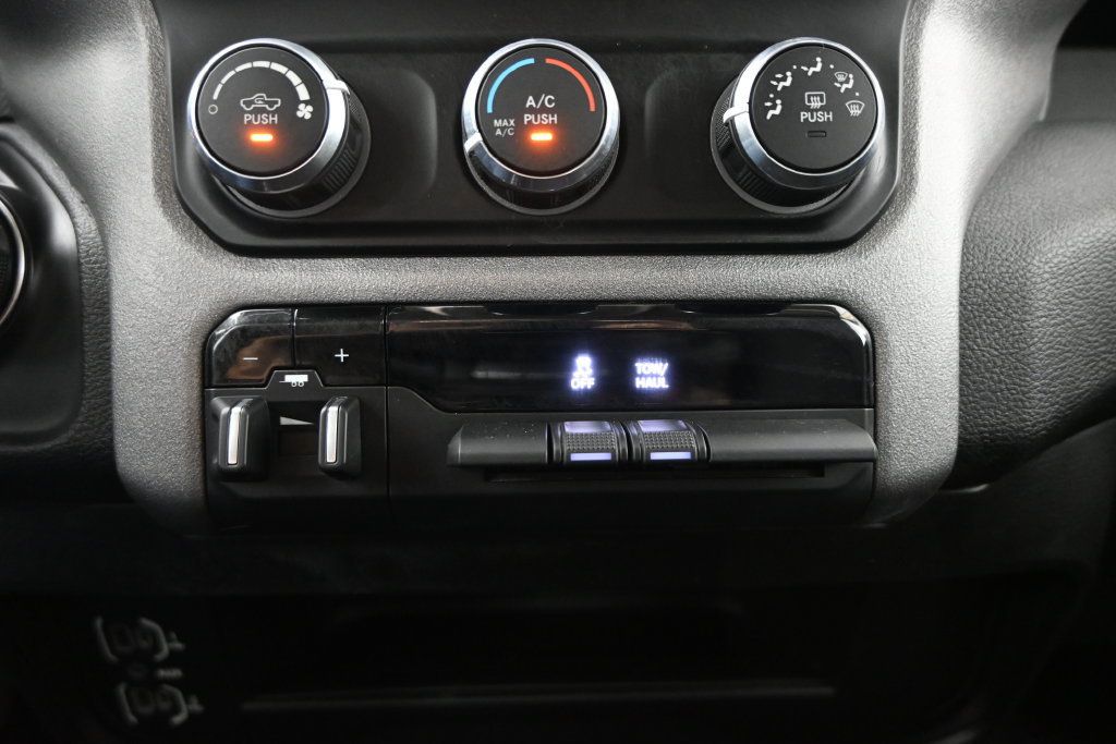 Used 2020 RAM 3500 Tradesman AWD/4WD image 28