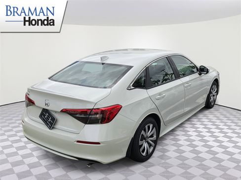 Certified 2023 Honda Civic LX image 3
