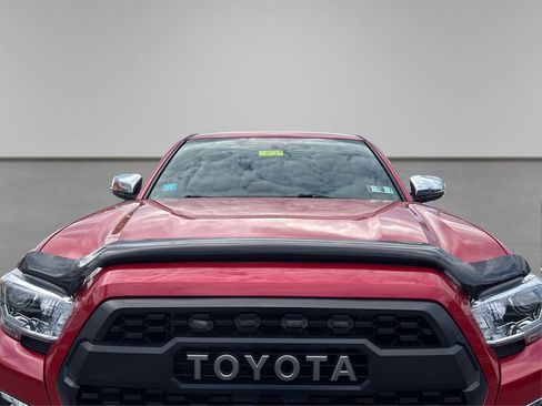 Used 2016 Toyota Tacoma Limited w/ Towing Package AWD/4WD image 14