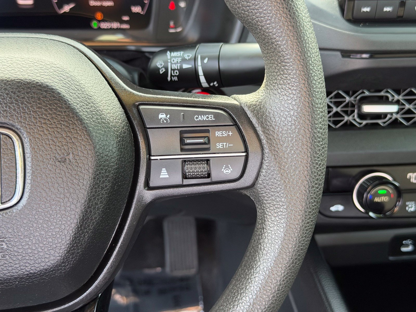 Used 2024 Honda Accord EX image 18