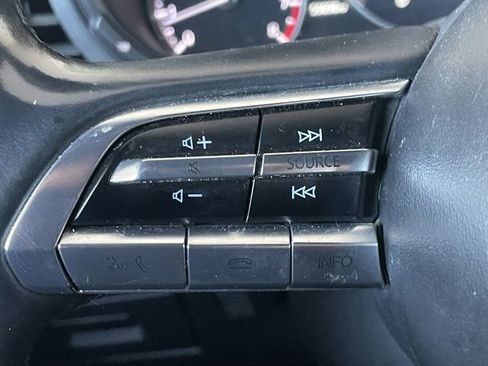 Used 2021 MAZDA MAZDA3 s FWD image 9