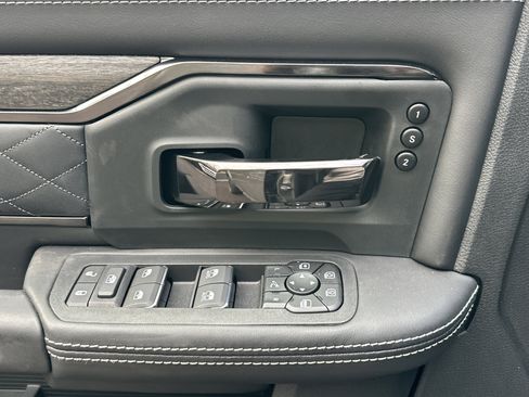 New 2026 RAM 3500 Limited image 12