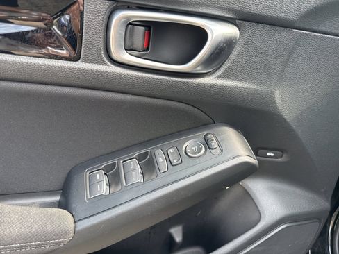 Used 2024 Honda Civic EX image 5